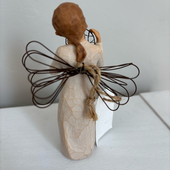Willow Tree Angel with Thank You Sign and Brown Hair - Picture 4 of 6